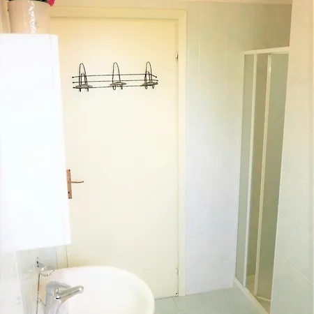 Ferienwohnung Fuer 5 Personen Ca 50 M In Lignano Sabbiadoro, Friaul-julisch Venetien Provinz Udine アパート *