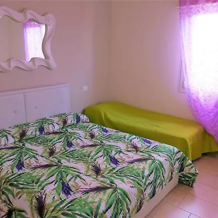 Ferienwohnung Fuer 5 Personen Ca 50 M In Lignano Sabbiadoro, Friaul-julisch Venetien Provinz Udine アパート