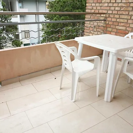 アパート Ferienwohnung Fuer 5 Personen Ca 50 M In Lignano Sabbiadoro, Friaul-julisch Venetien Provinz Udine ビビオーネ
