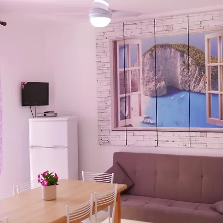 Ferienwohnung Fuer 5 Personen Ca 50 M In Lignano Sabbiadoro, Friaul-julisch Venetien Provinz Udine Διαμέρισμα Μπιμπιόνε